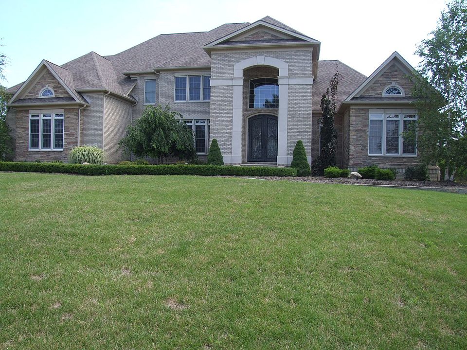 1st image of 231 Legacy Dr