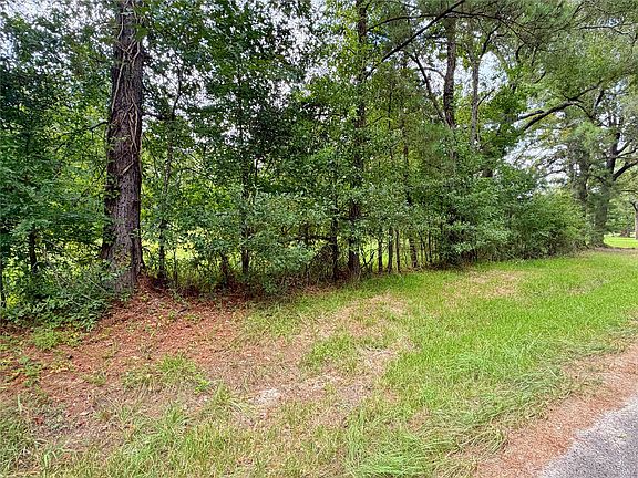 4th image of 21981 Carol Rd