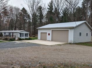 1753 W Hansen Rd, Scottville, MI 49454