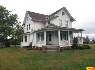 708 W 2nd St, Wakefield, NE 68784