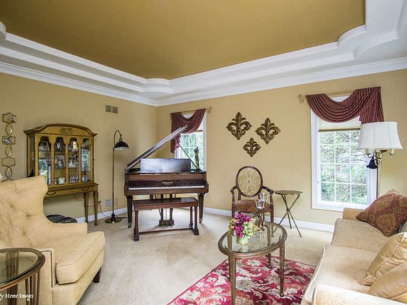 3rd image of 14901 Crystal Springs Ct