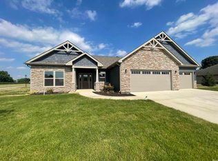815 Lakeside Dr, Kokomo, IN