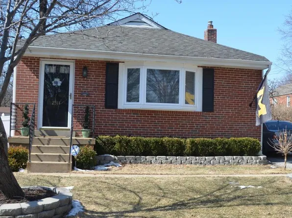2311 Hill Ave, Saint Louis, MO 63144