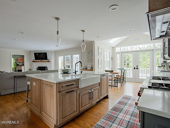 2nd image of 50 Farm Road