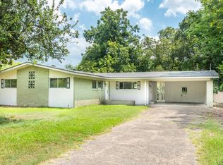 606 W Terrace Dr, Longview, TX 75601