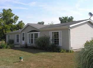 16203 Fawn River Rd, White Pigeon, MI 49099