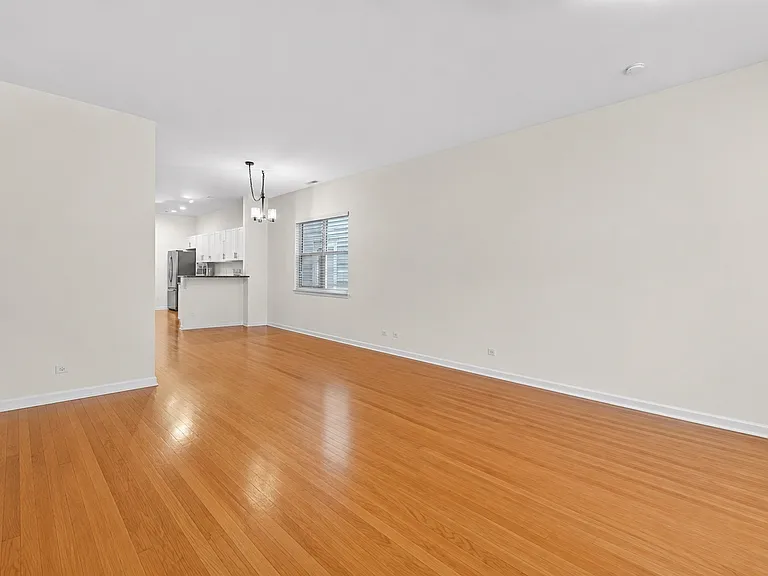 3115 N Oakley Ave #1 — Photo 21