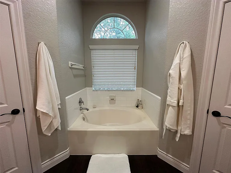 21641 Forest Colony Dr — Photo 15