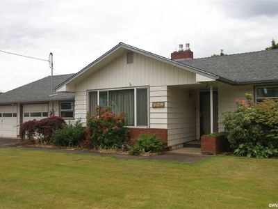 579 36th Ave NE, Salem, OR, 97301