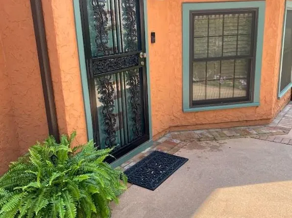 47 E Penn St, Long Beach, NY 11561