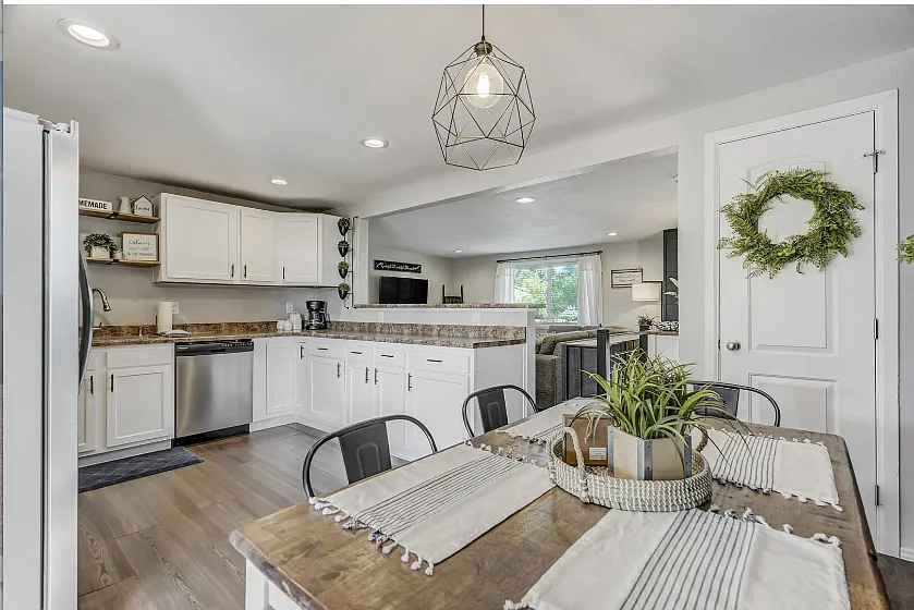 7173 Palmer Park Blvd — Photo 2