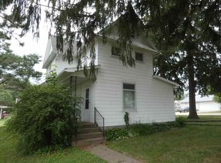 1420 Madison St, Fennimore, WI 53809