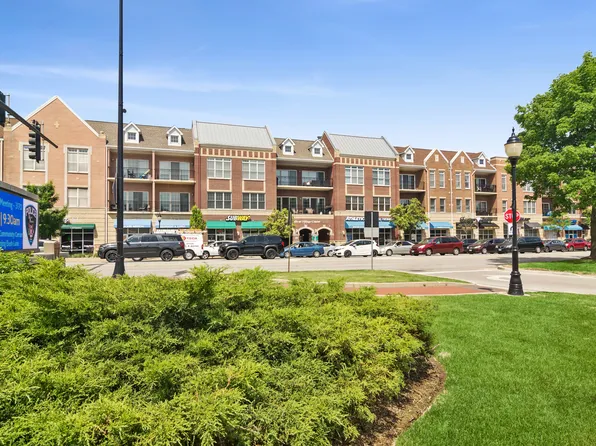 40 E Northwest Hwy #P-11, Mount Prospect, IL 60056