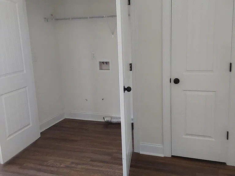 3900 Harper Franklin Ave — Photo 10