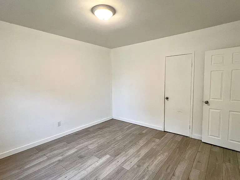 1218 Fennell Ave E #3 — Photo 15