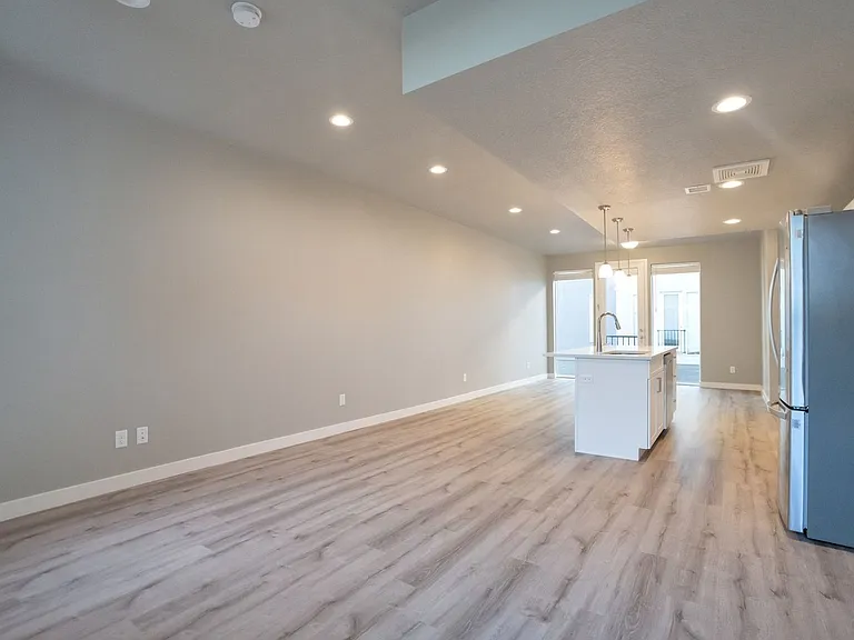 1681 S 225 W — Photo 7