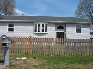 21 S 31st St, Wyandanch, NY
