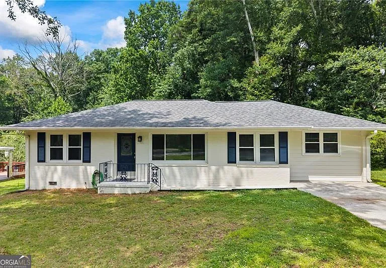 1314 Hidden Circle Dr — Photo 1