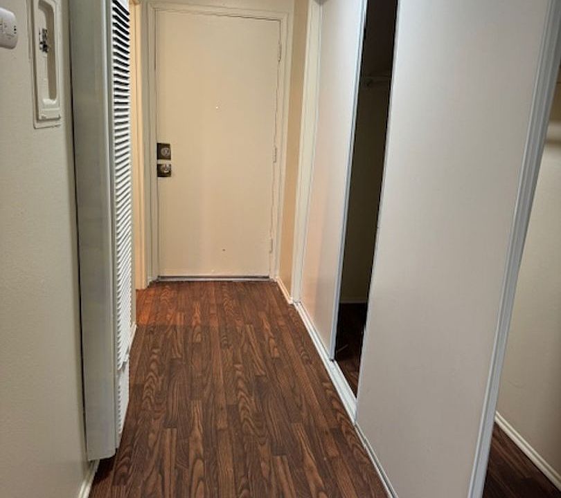 2nd image of 901 Palmbrook Dr #17