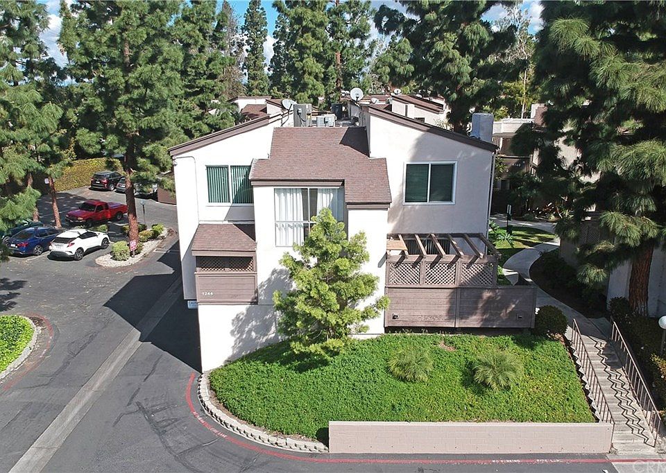 1st image of 1244 Cabrillo Park Dr APT A
