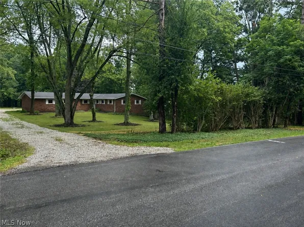 9610 Pekin Rd, Novelty, OH 44072