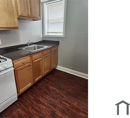 44 Talbott St #B — Photo 3