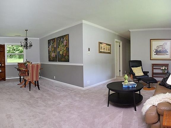 3rd image of 611 College Ln