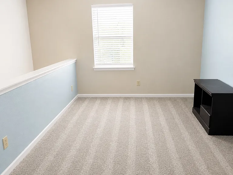 12754 Crescent Dr — Photo 20