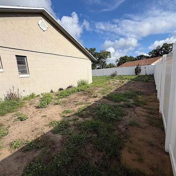 6933 Rembrandt Dr — Photo 43