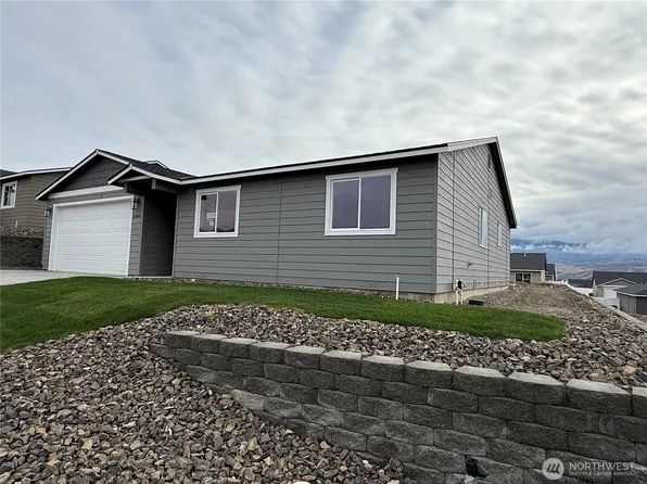 2340 2nd Street SE, East Wenatchee, WA 98802