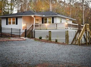 221 Chinkapin Rd, Troy, NC 27371