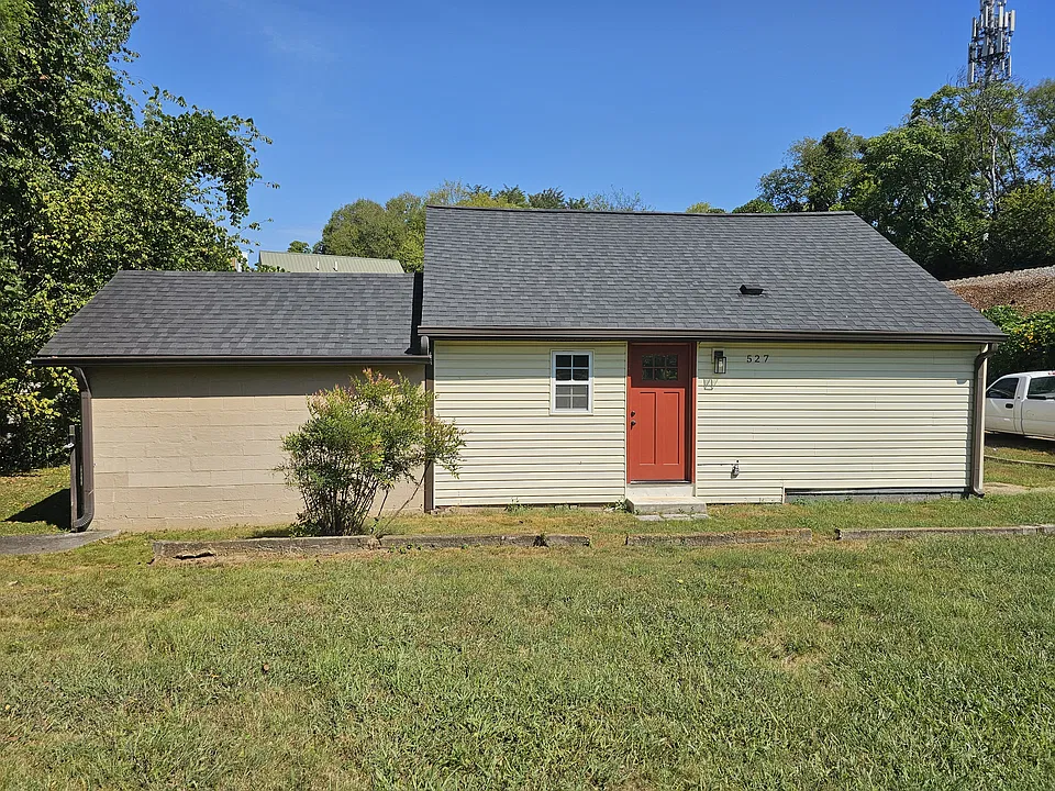 527 Sunshine Cir