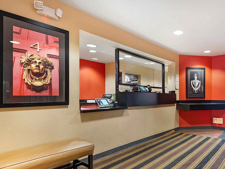 Lobby and Guest Check-in