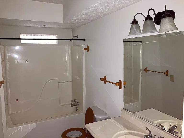 632 McCrary Rd — Photo 11