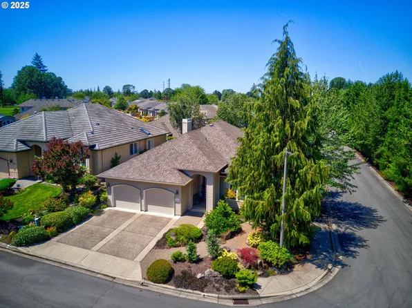 4689 NW Brassie Pl, Portland, OR 97229