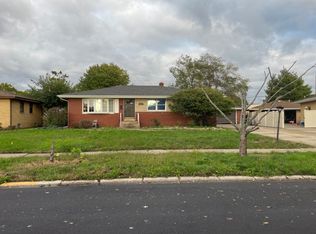 9615 Boulevard Dr, Highland, IN 46322