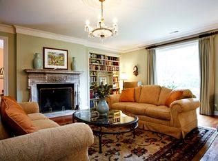 279 River Rd, Briarcliff Manor, NY 10510