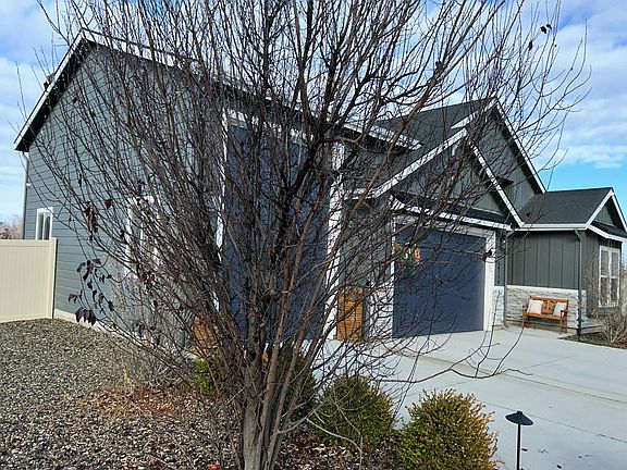 3rd image of 16716 Heathrow Pl