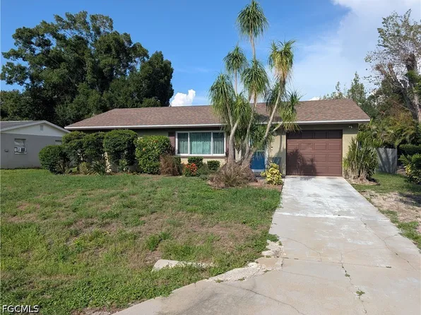 2324 Caladium Rd, Fort Myers, FL 33905