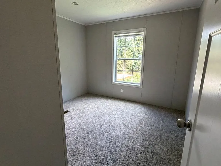 4918 Greenwood Ln — Photo 12
