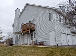 1770 Bridle Post Dr, Aurora, IL 60506