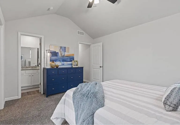 Oak Woods Townhomes — Photo 57