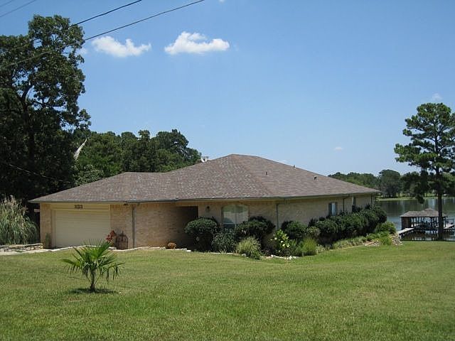 1st image of 22723 Lakeside Dr