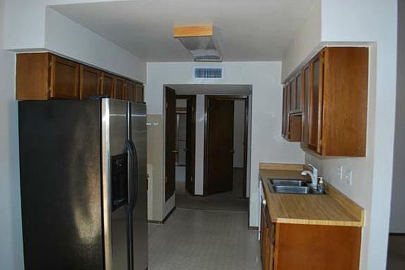 3rd image of 1029 Southwestern Dr