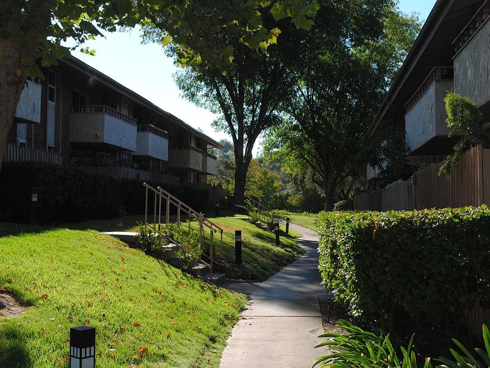 1st image of 31505 Lindero Canyon Rd Unit 11