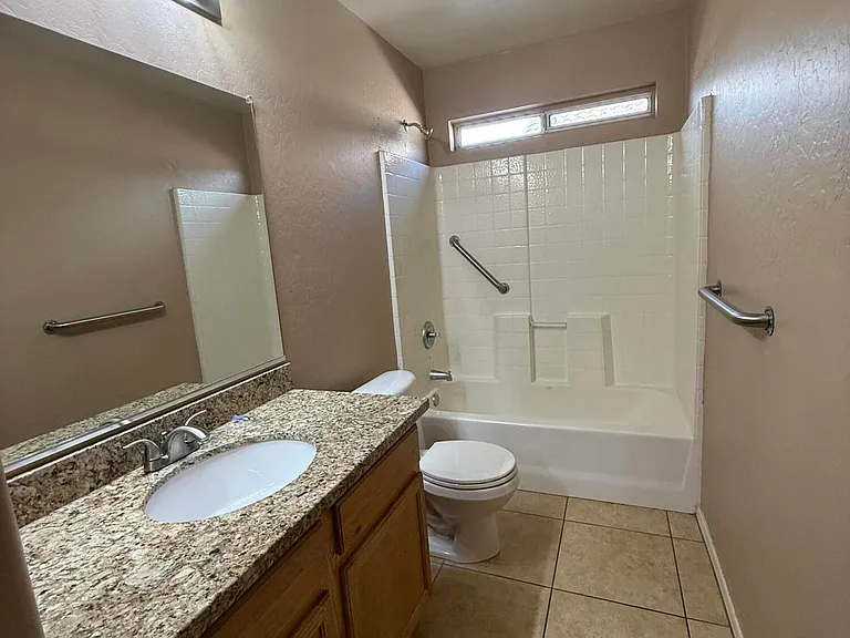 12622 W Corrine Dr — Photo 21