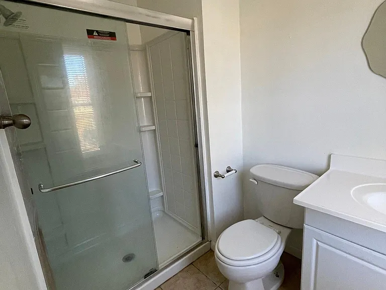1521 Jameson Dr — Photo 6