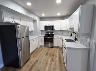 8196 N Cedar Springs Rd #Q11, Eagle Mountain, UT 84005