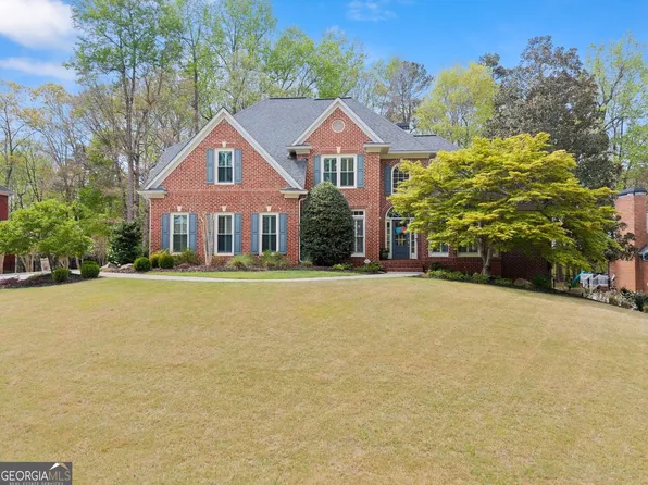 1870 Chattahoochee Run Dr, Suwanee, GA 30024