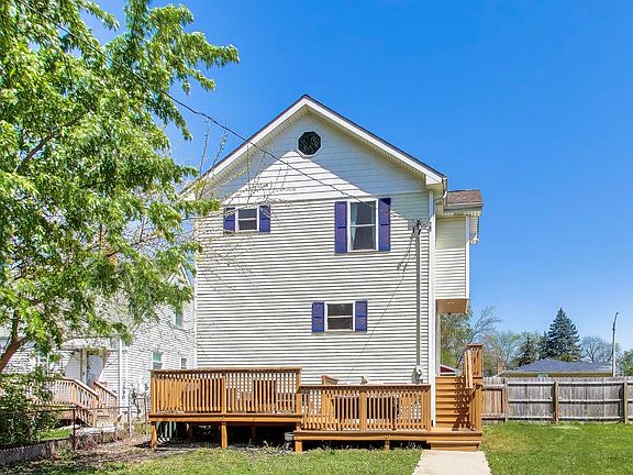 2nd image of 8842 S Talman Ave
